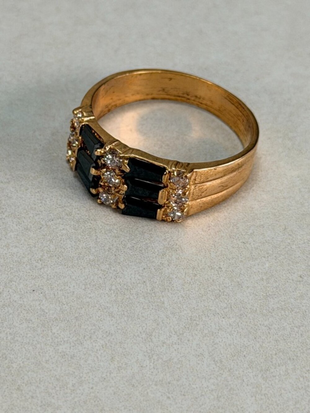 Vintage Men's Black Onyx Style Gold Tone Ring Cubic Zirconia Size 12 Classic